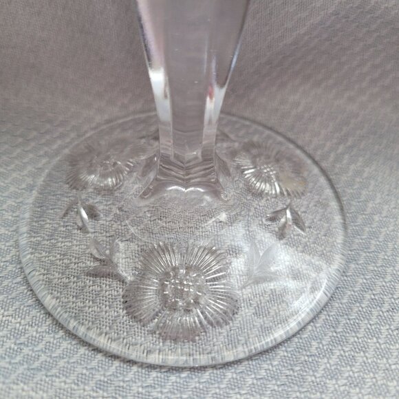 Vintage Clear Crystal Floral Embossed Wine Glass Set Of 2 - Picture 4 of 6